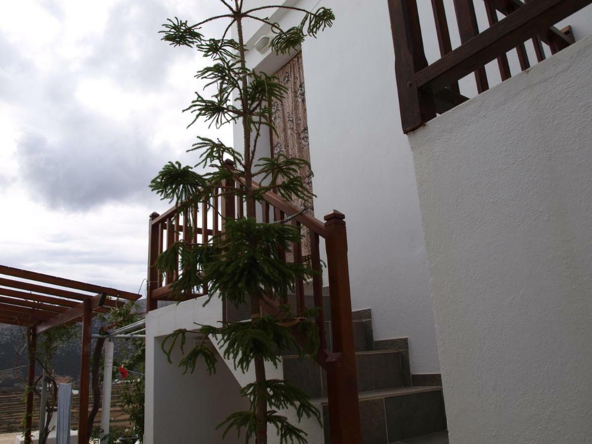 Batika Rooms Artemonas Exterior foto